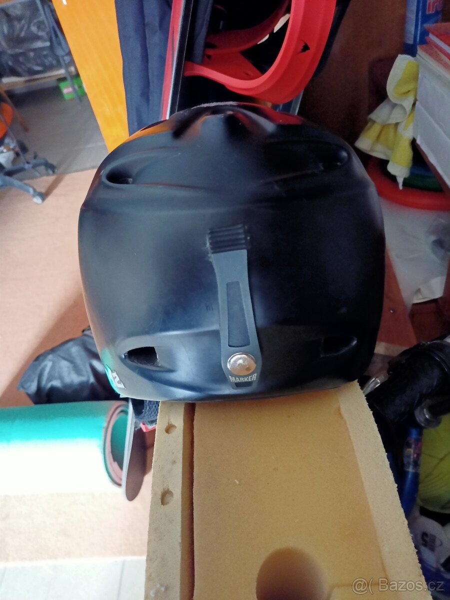 Lyžařská přilba černá vel. S - 3