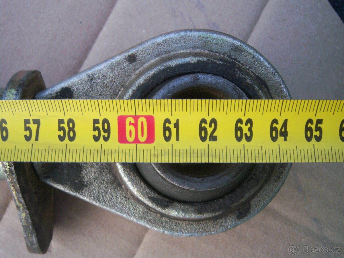 Prodám třetí bod Zetor Crystal - 3