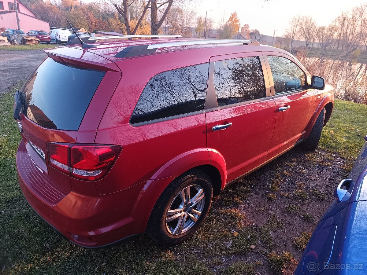 Fiat Freemont, 2,0 diesel, 4x4, automat, 7 míst, - 3