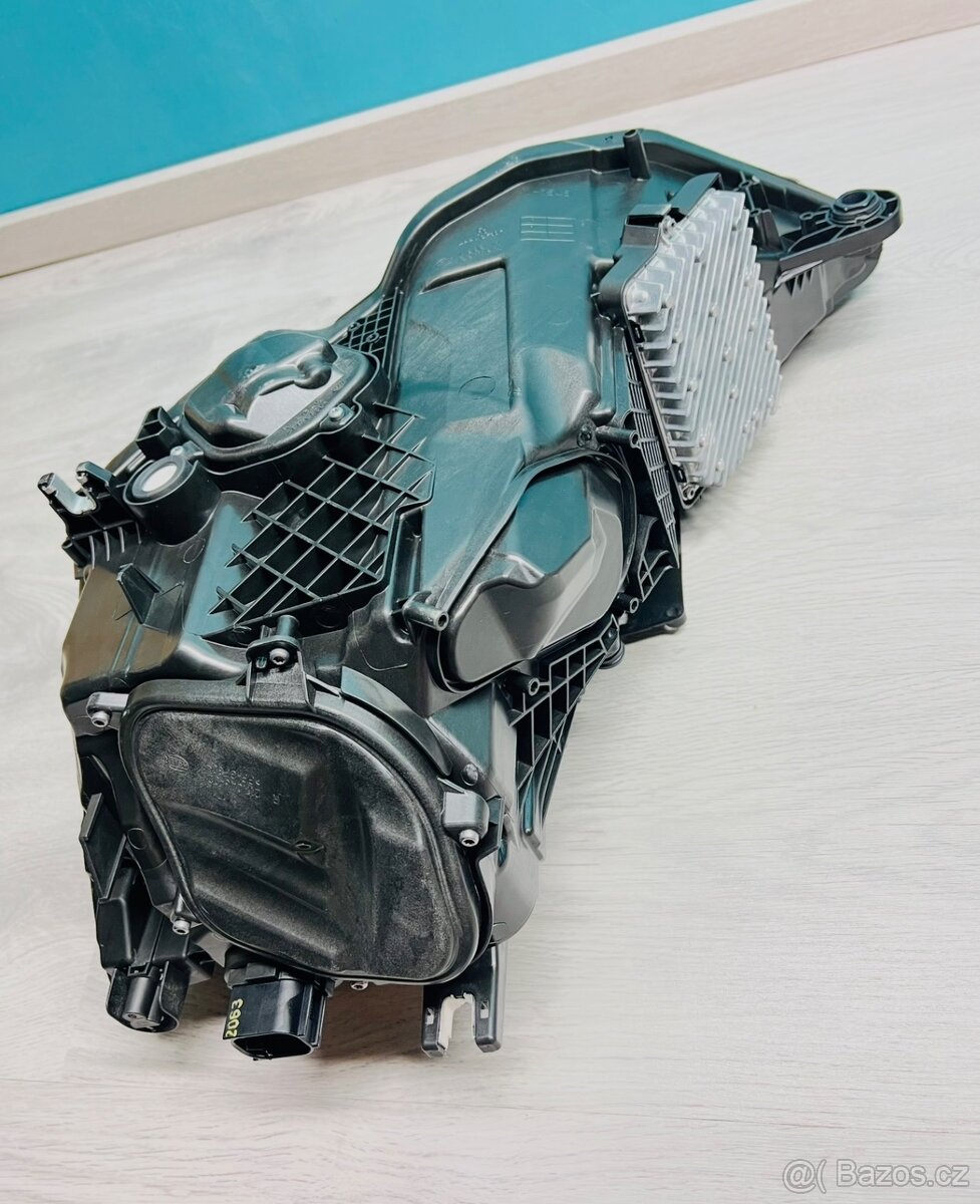 Audi RS6 RS7 4K laser světlo - 3