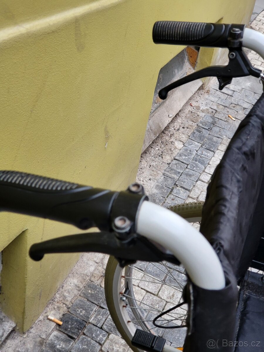 B+B invalidní vozík, 4 brzdy - 3