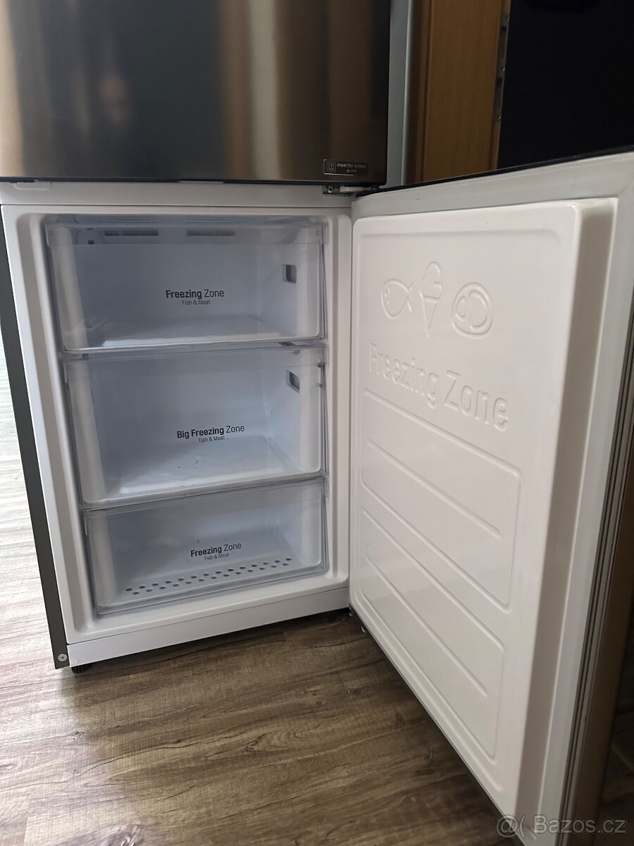 Prodám lednici LG GBB60PZMFS - 3