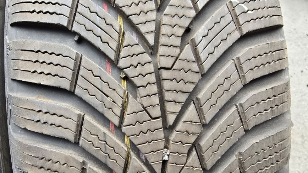 Zimní pneumatiky 195/65/15 Continental - 3