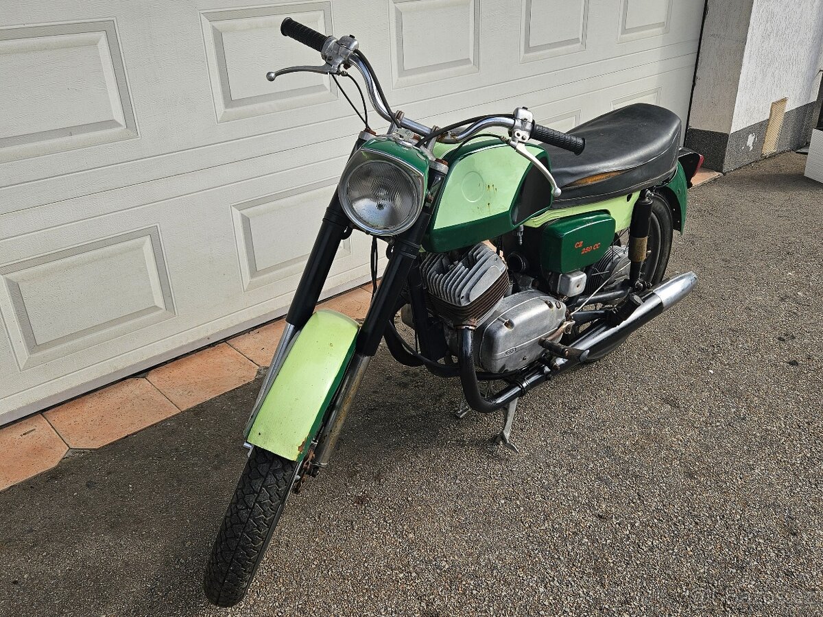 Prodám Čz 250/471 - 3