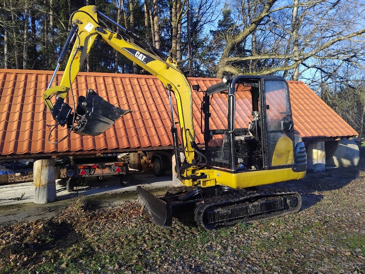 Prodám Pásový bagr Cat 303.5 - 3