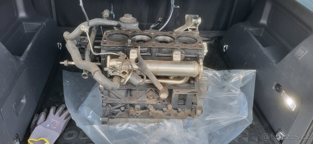 MOTOR 2.0 TDI 125KW NAJETO CCA 160 TISÍC - 3