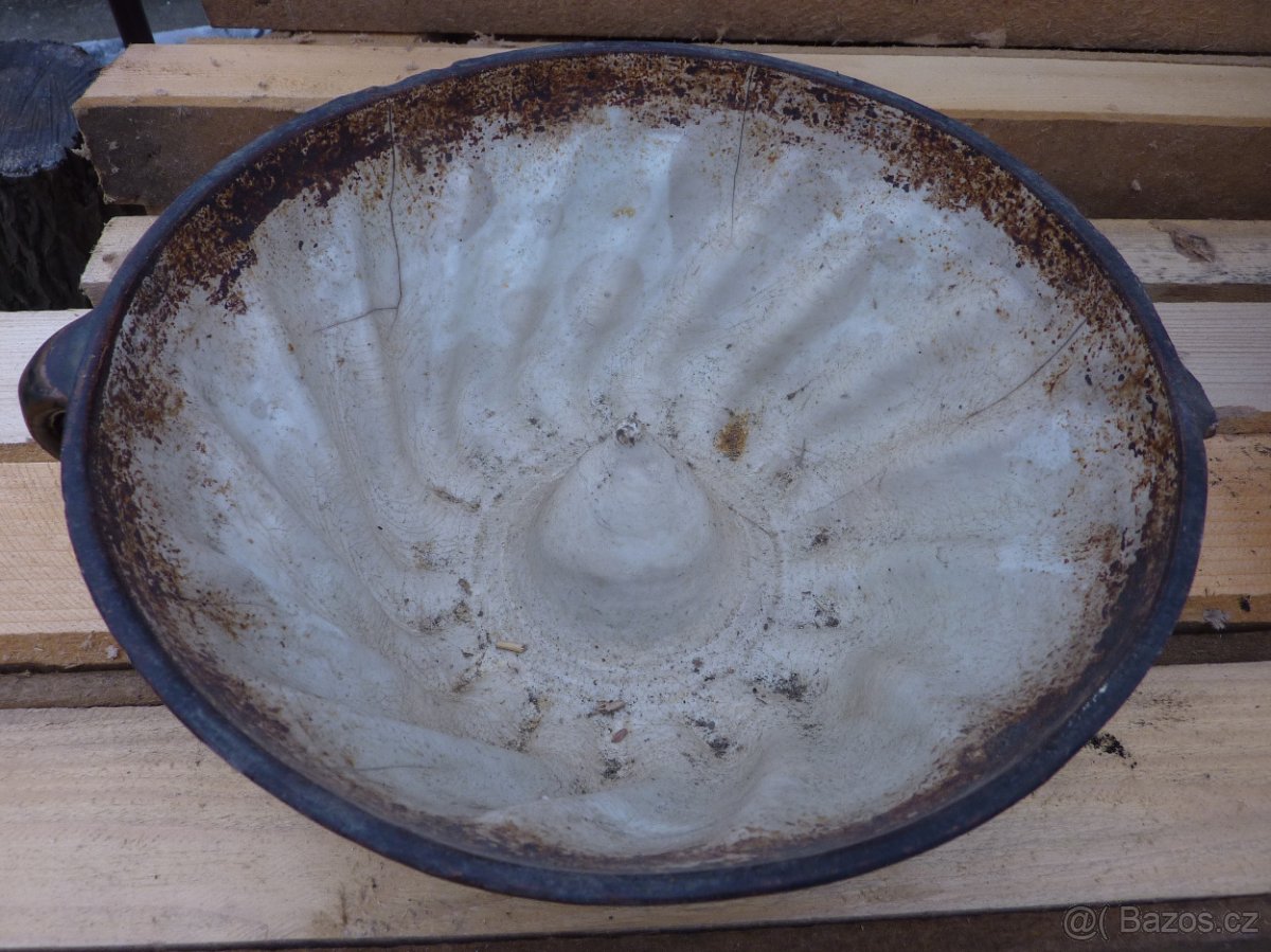 Prodám starou porc. formu bábovky - 3