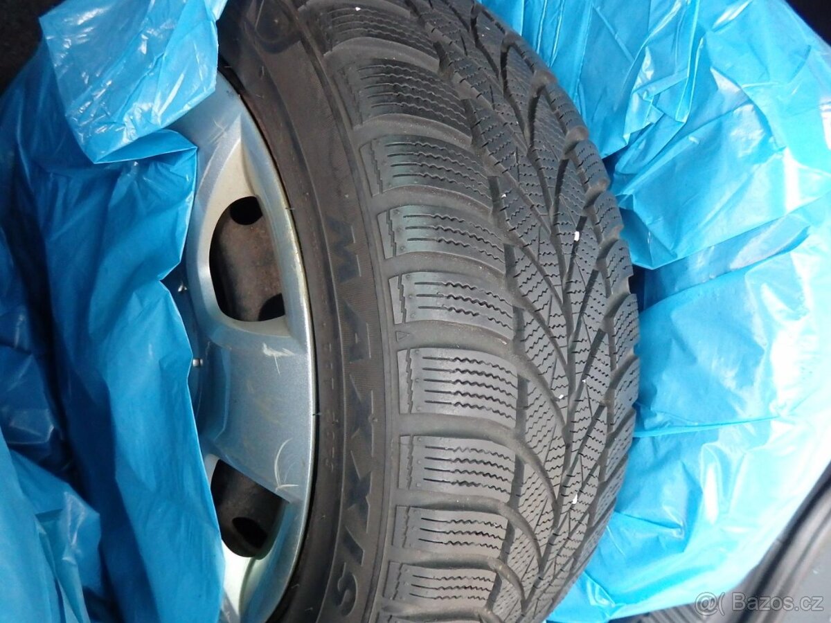 ŠKODA ROOMSTER SCOUT 1.2 TSI ROK 2013 1. MAJITEL TAŽNÉ PDC - 3