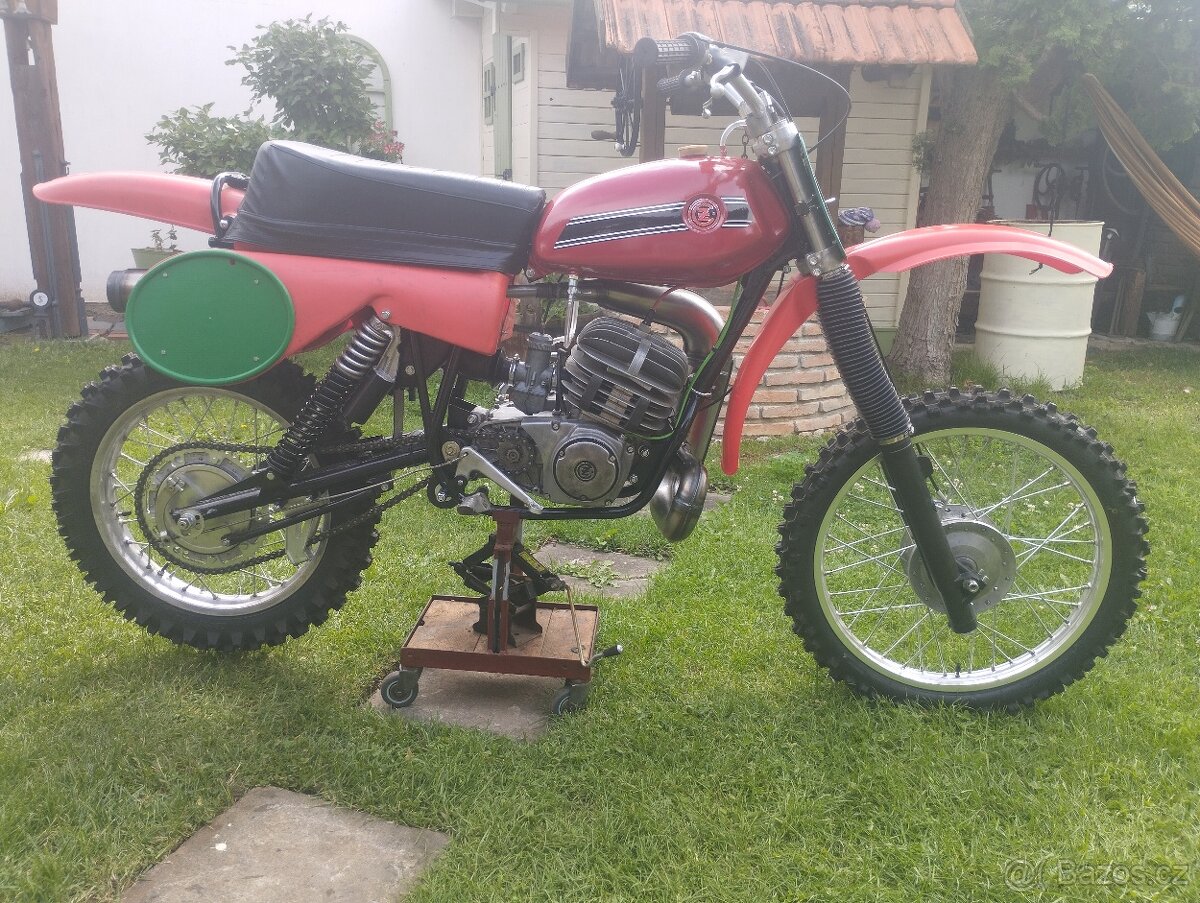 Čz 513 motokros - 3