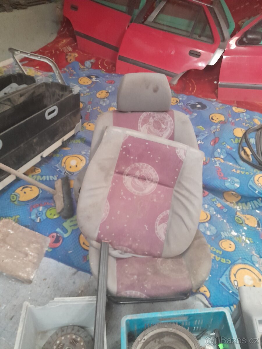Škoda felicia sedačky a tapce - 3