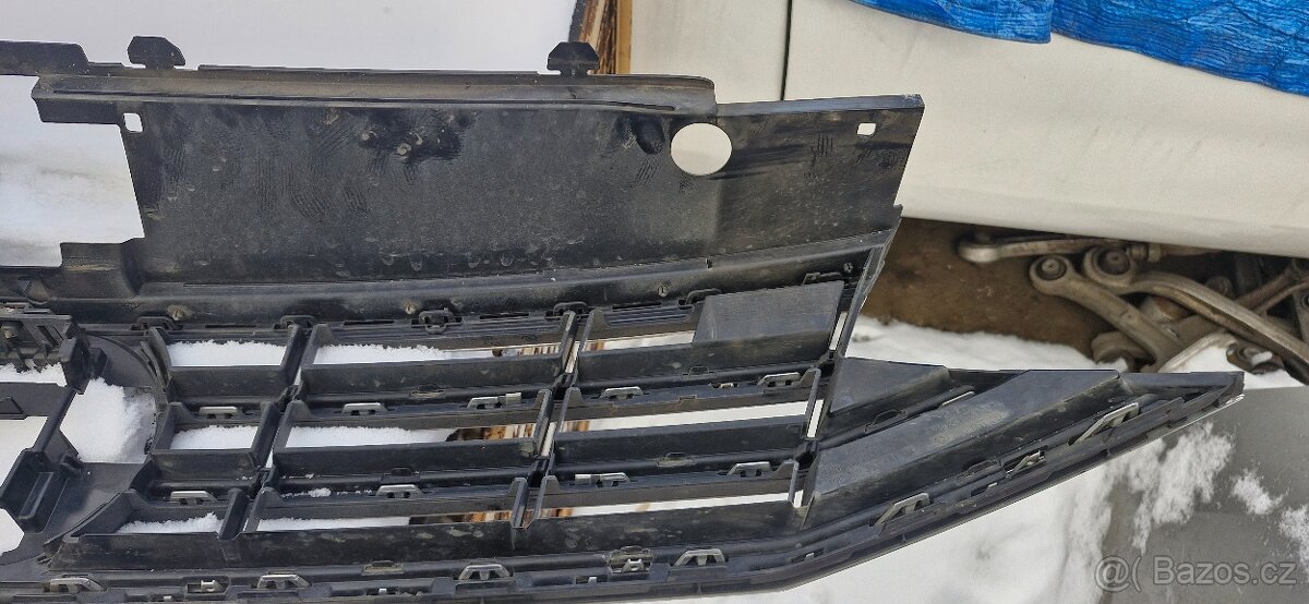 Maska mrizka chladice vw passat 3g b8 - 3
