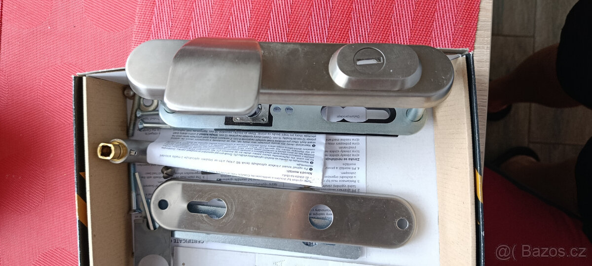 Bezpečnostní kování Rostex - 3