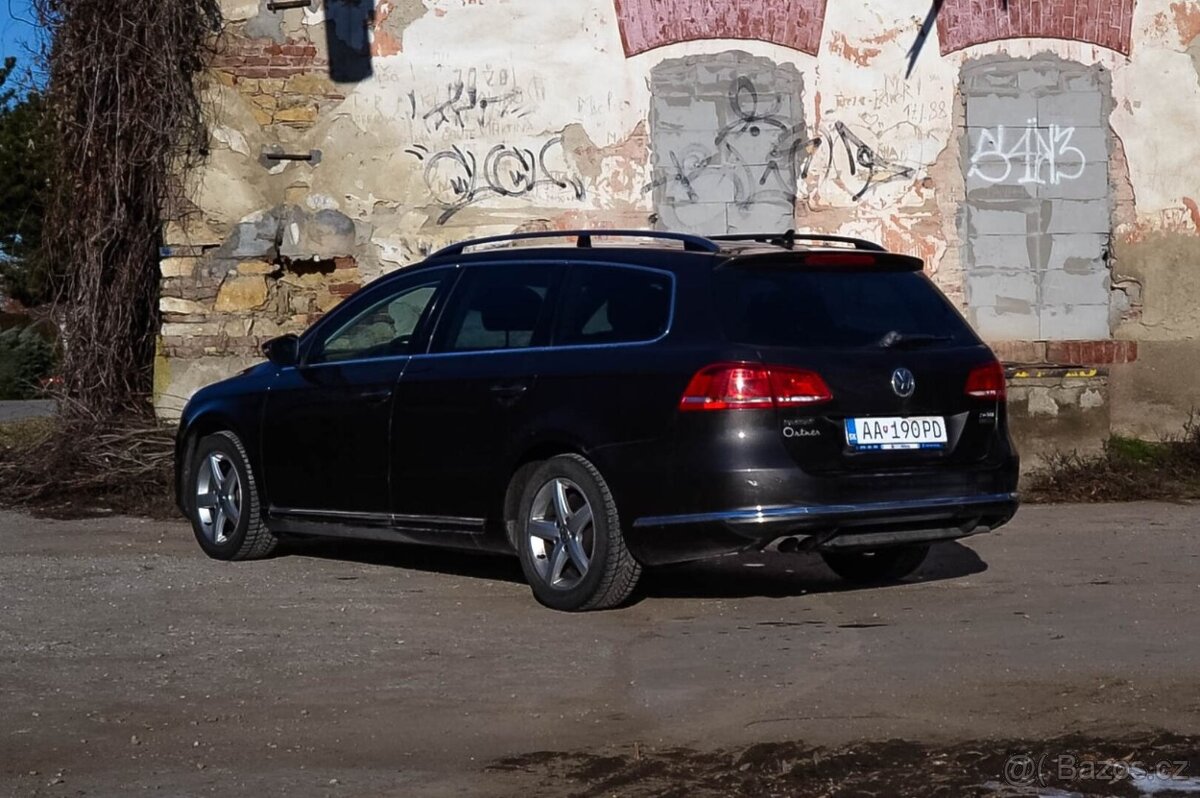 Volkswagen Passat Variant 2.0 TDI BMT Highline DSG - 3