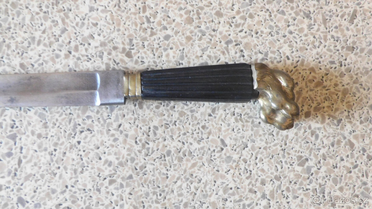 Lovecký tesák - 3