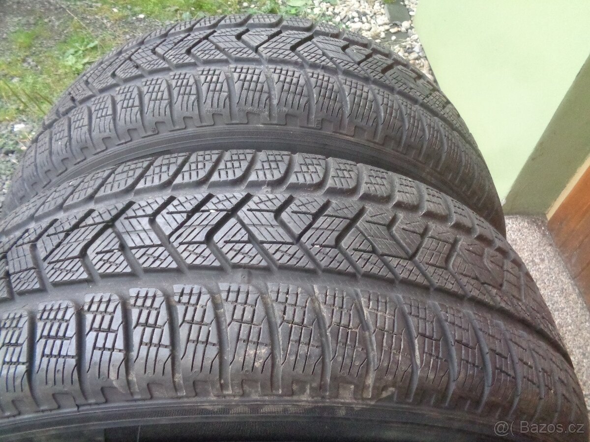 Zimní pneu 215/65/17 Pirelli - 3