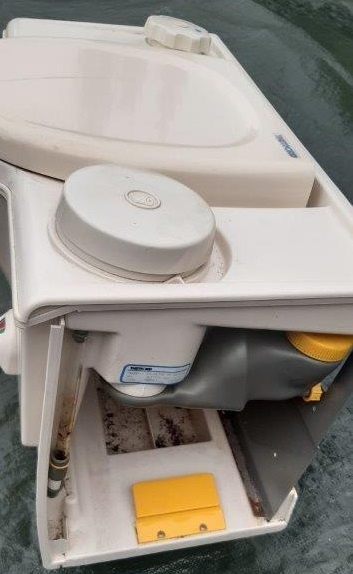 Kazetové(pevné) Chemické WC pro obytný přívěs,obytné auto... - 3