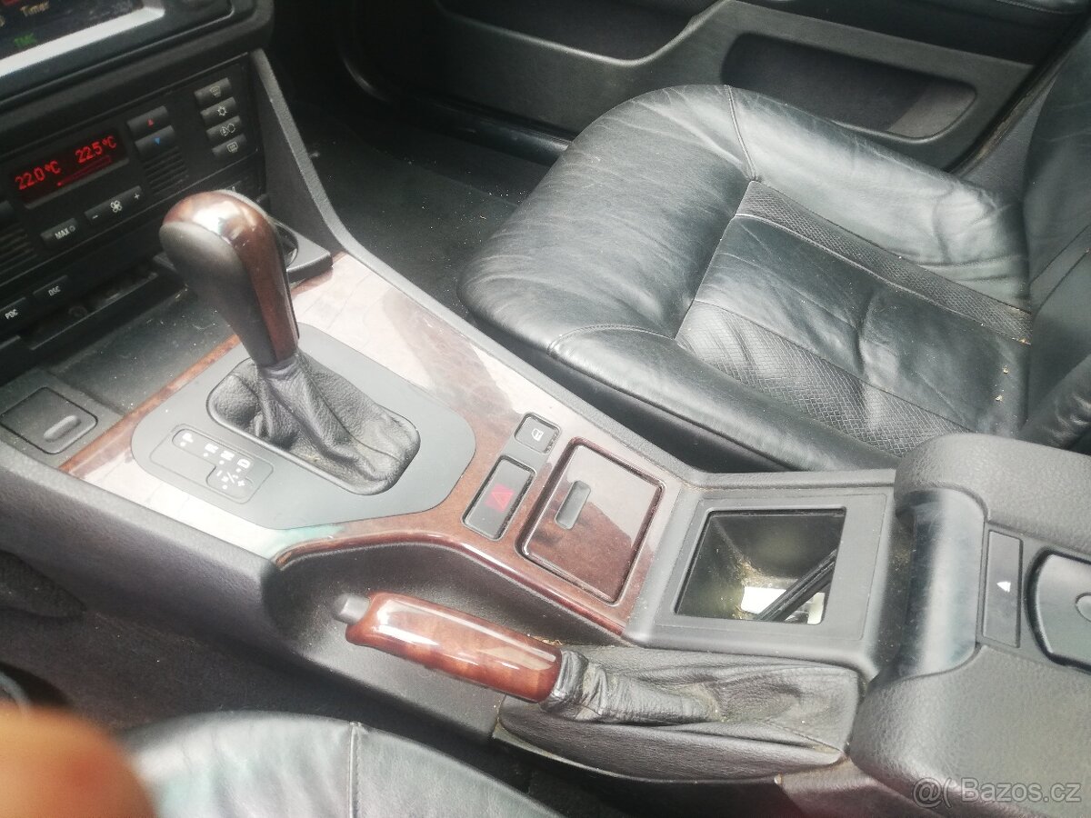 Díly BMW 530da titansilber, exclusive edition - 3