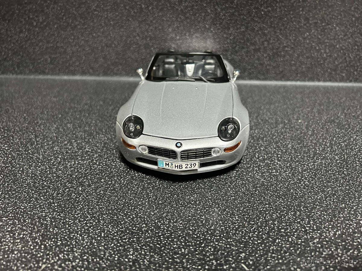 BMW Z8 1:18 - 3