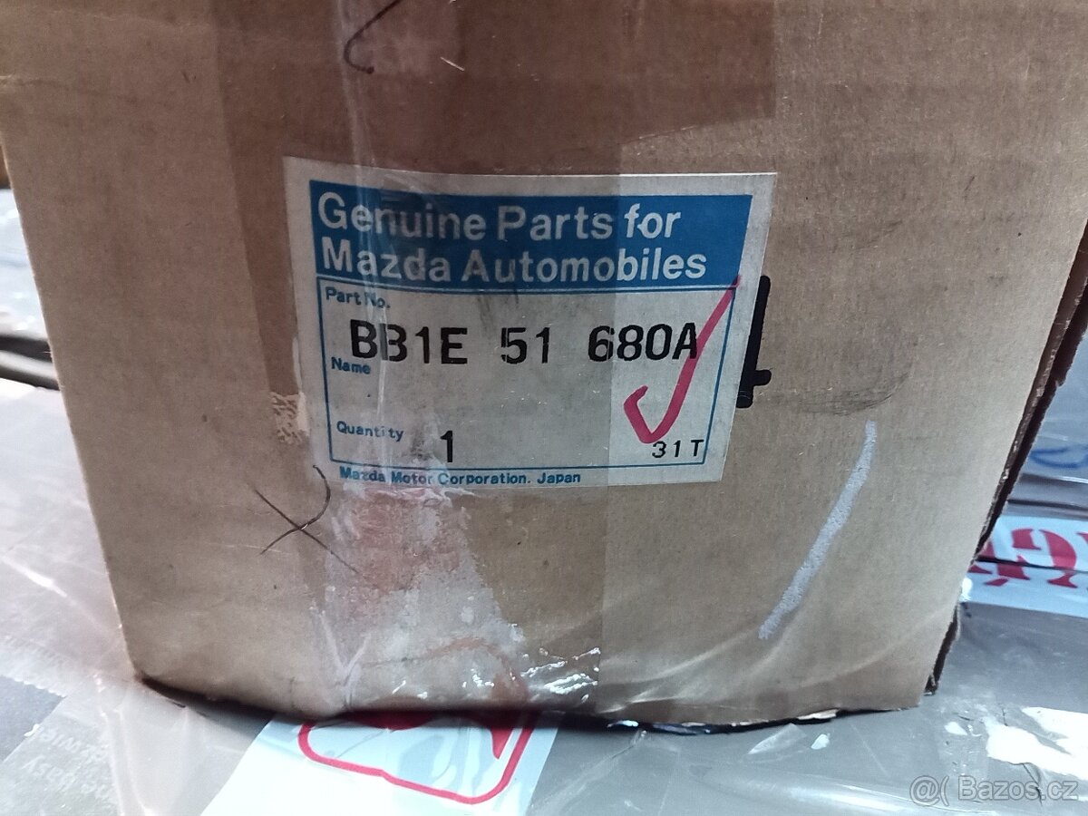 Mazda 323F BG mlhová světla - 3