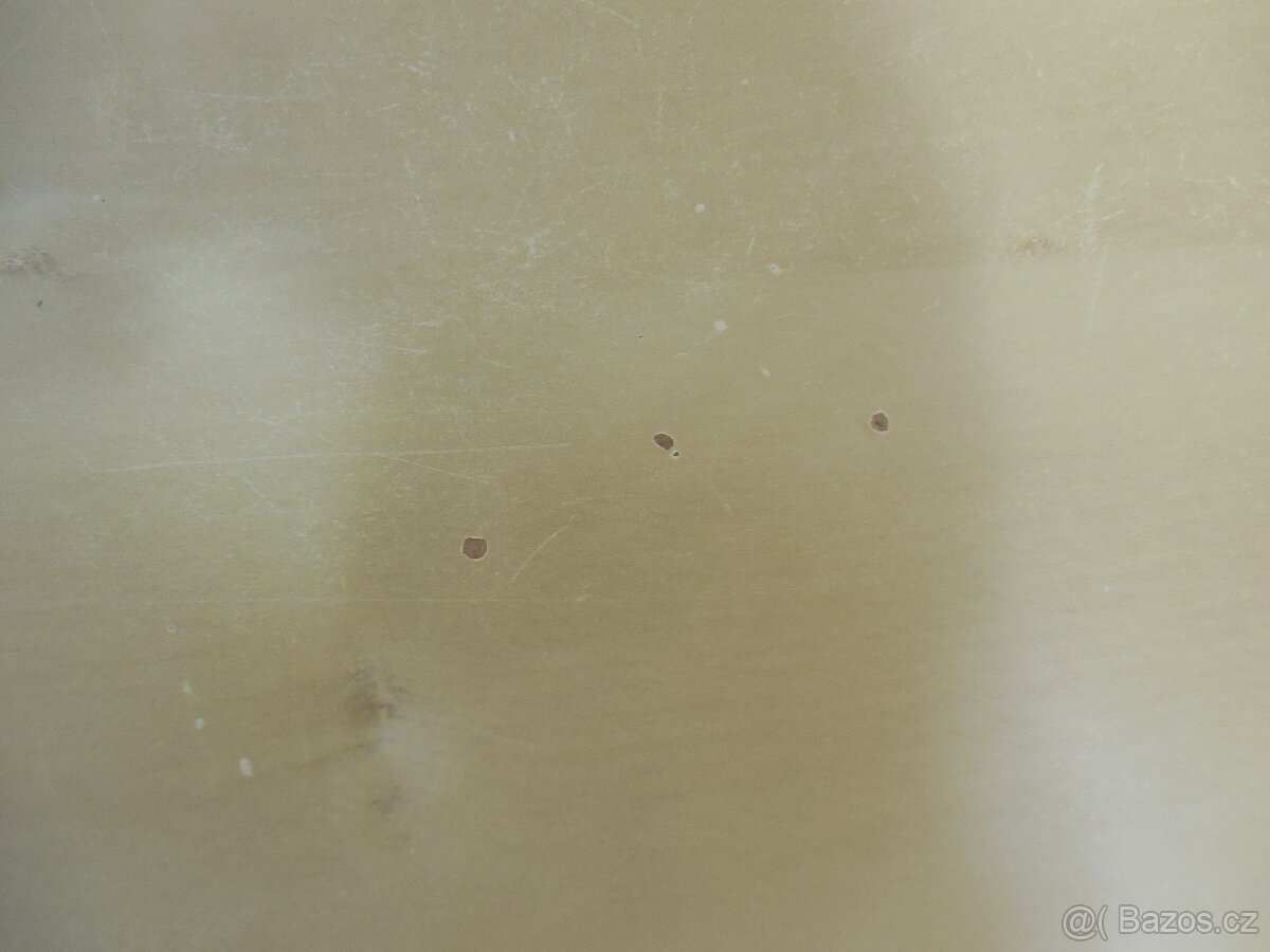 stolek konferenční světlý - 3