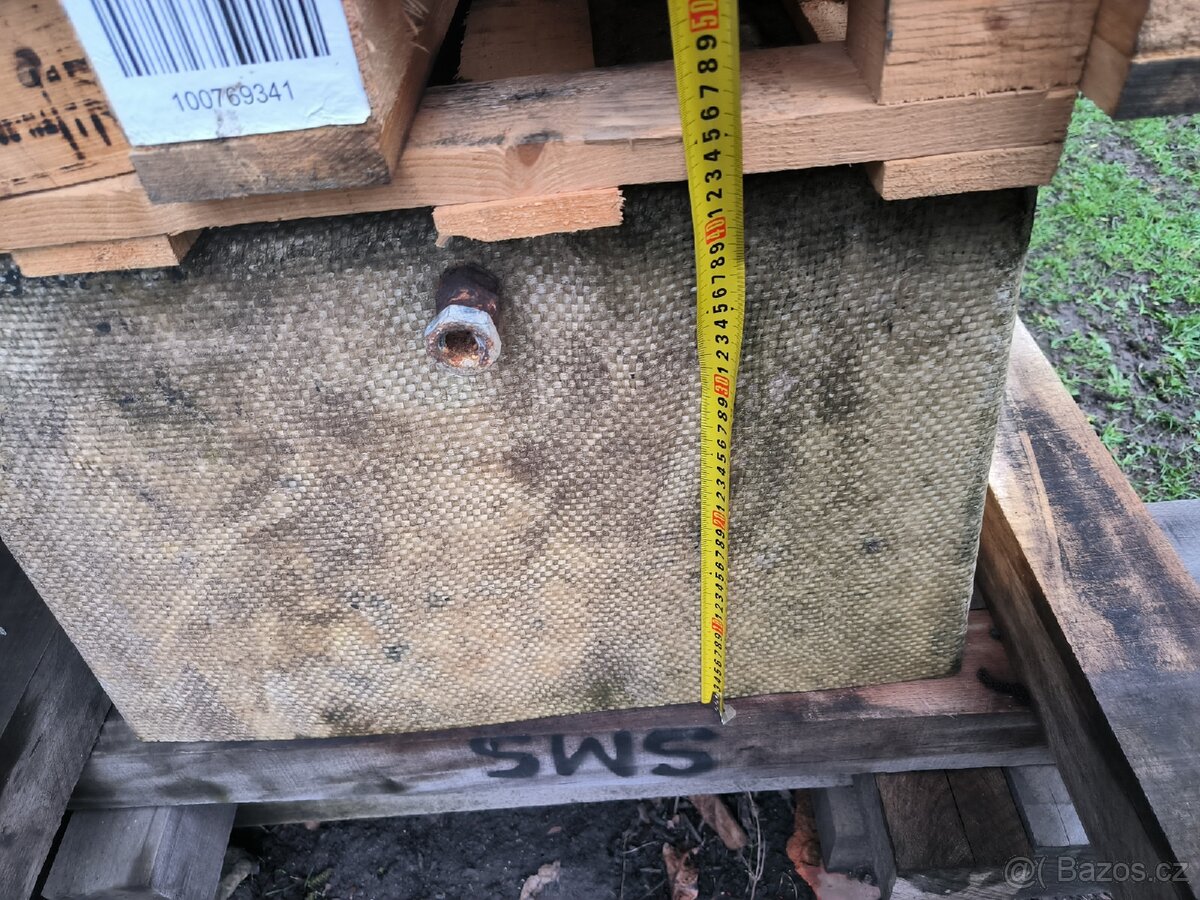 Laminátová nádrž - káď - 3