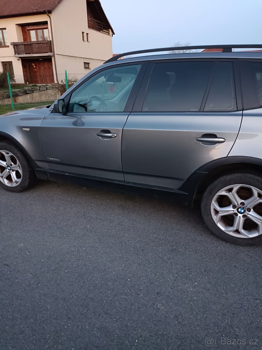 Prodám BMW X3, r.v. 2010 - 3