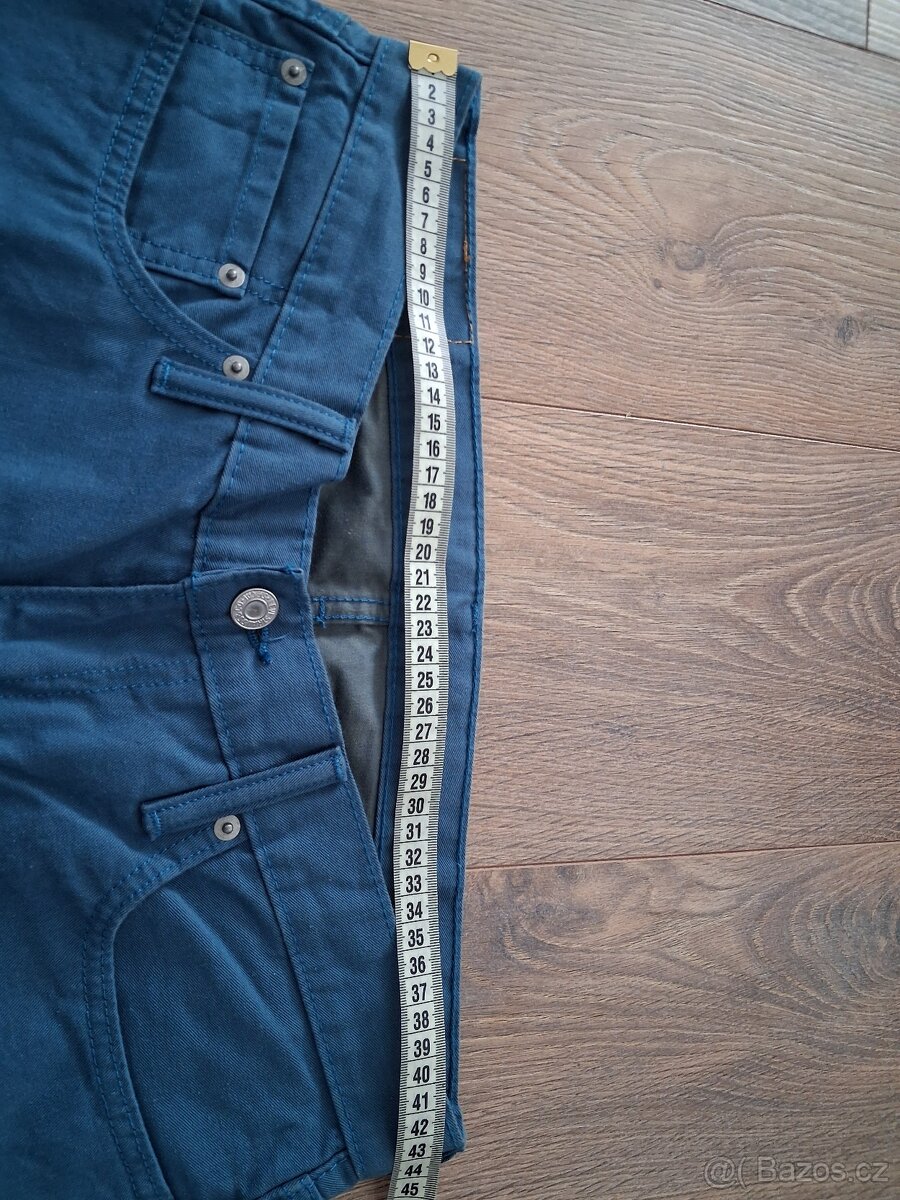 Levis - 3