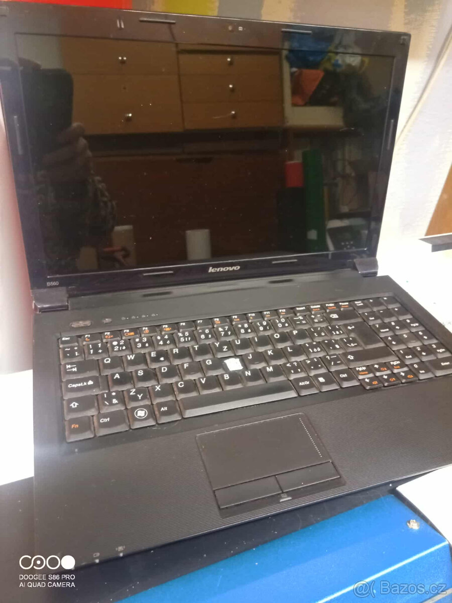 Notebooky 4x poškozené, neúplné, dohodou - 3