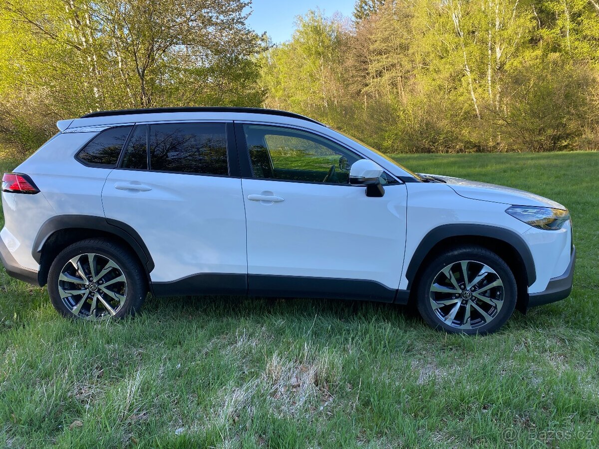 Toyota Corolla Cross 2.0 HEV, DPH, 4X4, Style Tech - 3