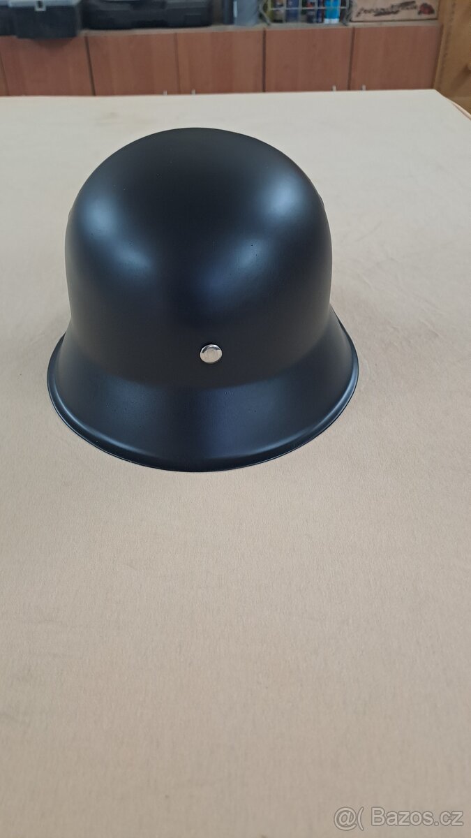 kovová Německa helma replika na chopper - 3