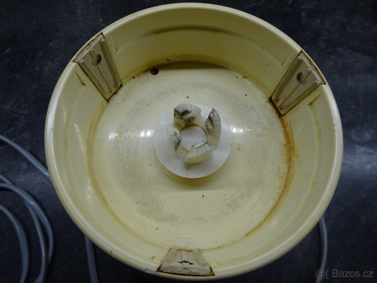 RETRO robot Elektro praga Hlinsko - 3