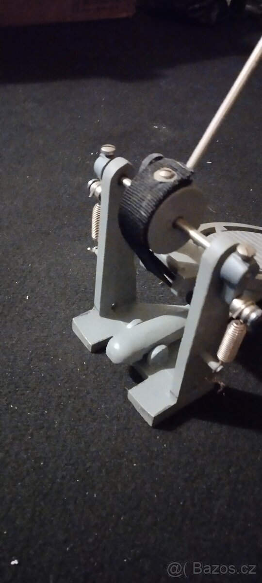 Sonor pedál k basovému bubnu. - 3