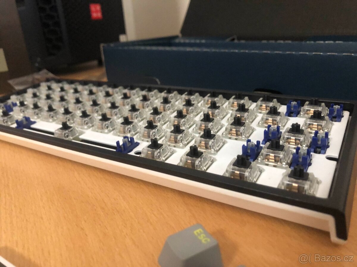 Herní mechanická klávesnice Ducky one 2 mini - 3