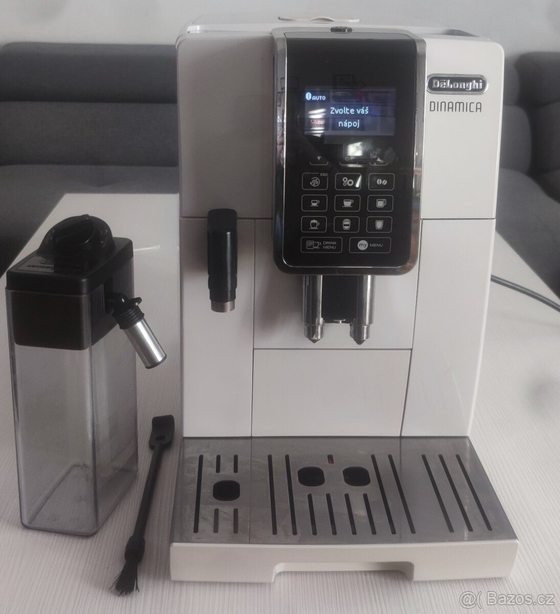 Kavovar DeLonghi ecam - 3