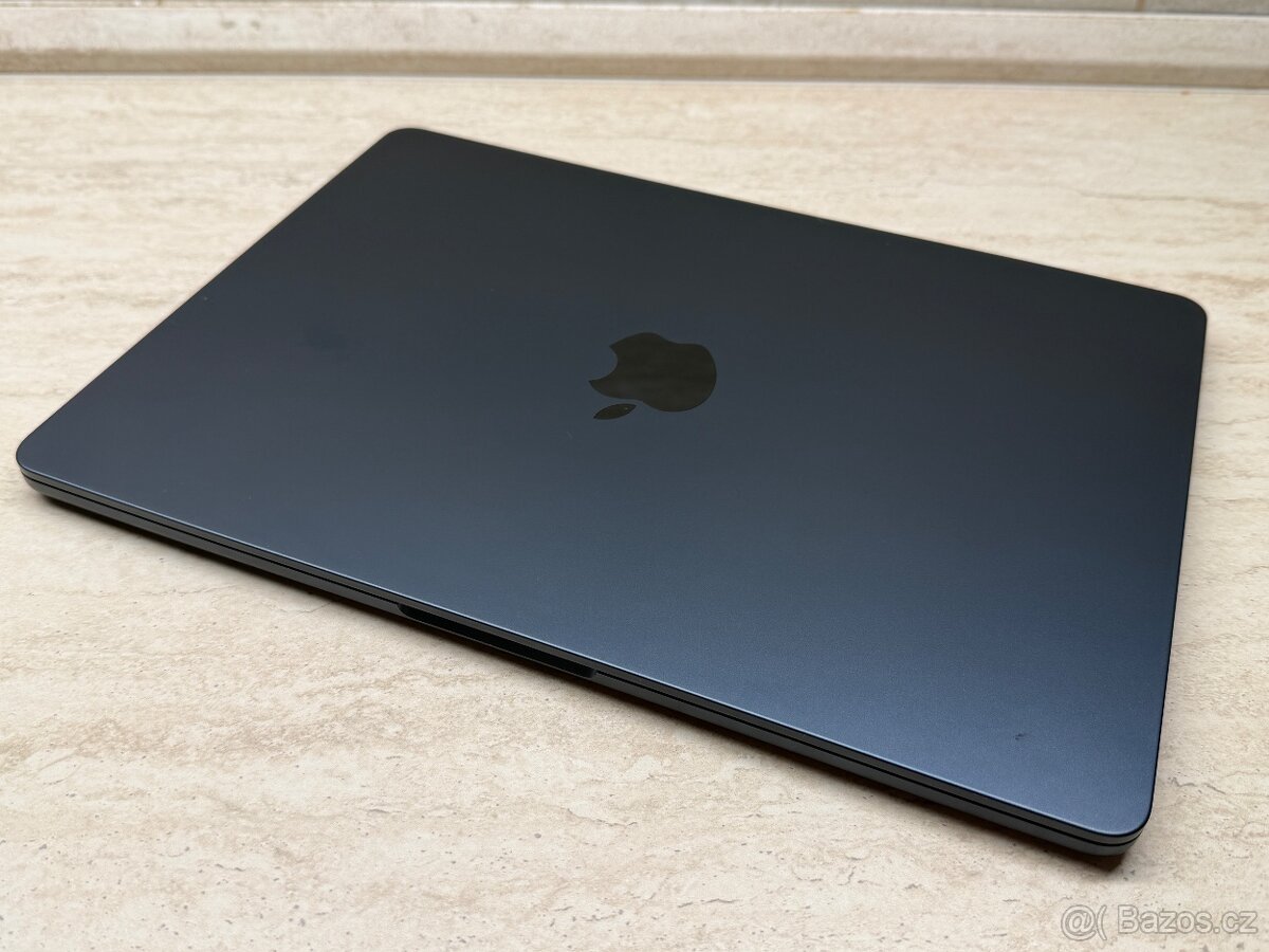 MacBook Air 13.6", M3, 8GB, 256GB, Midnight - 3