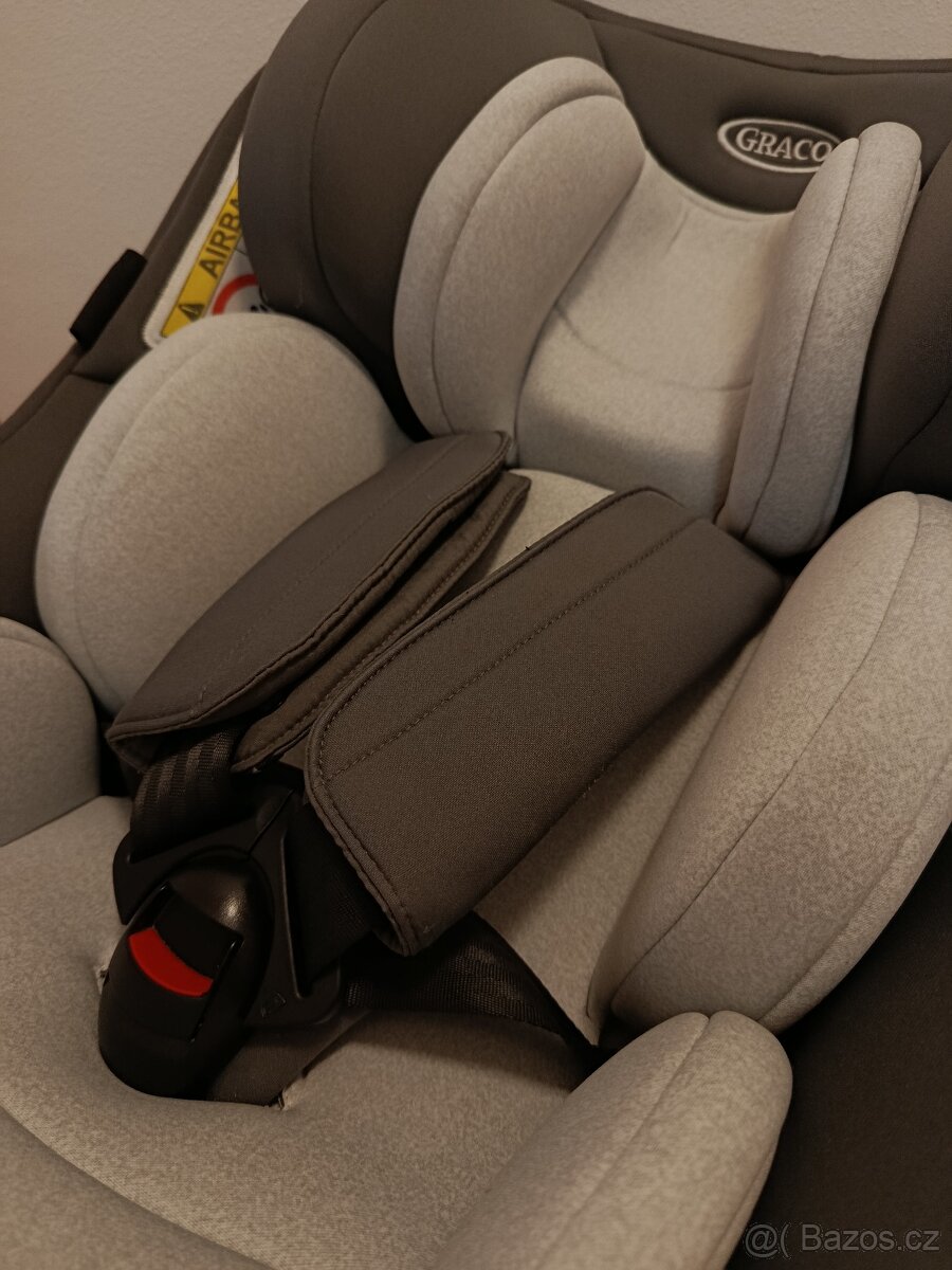 Autosedačka Graco Turn2Me 360° šedá - 3