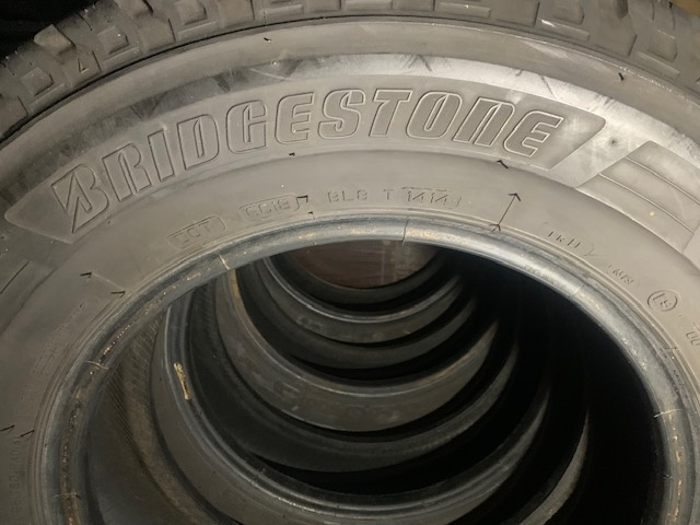 Bridgestone Duravis 215 70 R15C - 3