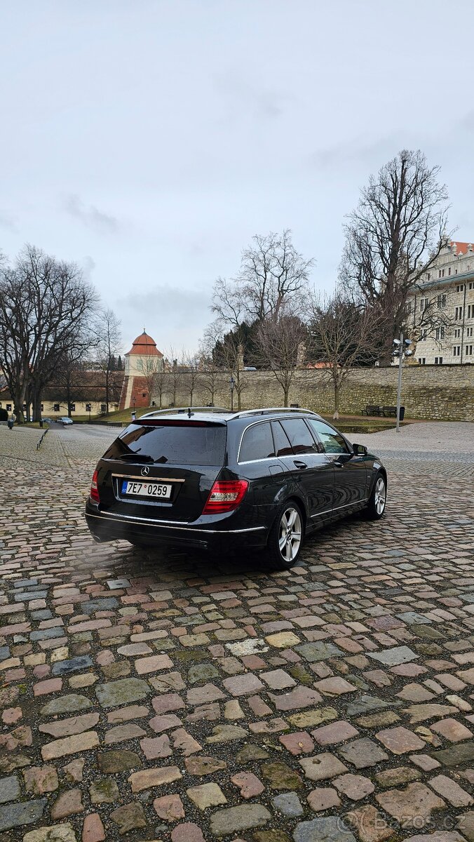 Mercedes C200 - 3