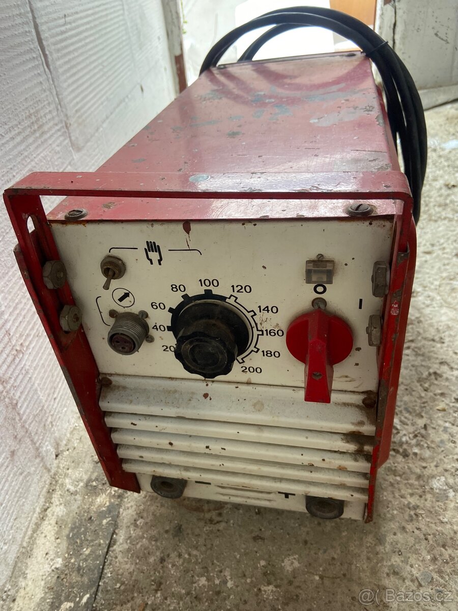 Svářečka UTA 200 - I - 3
