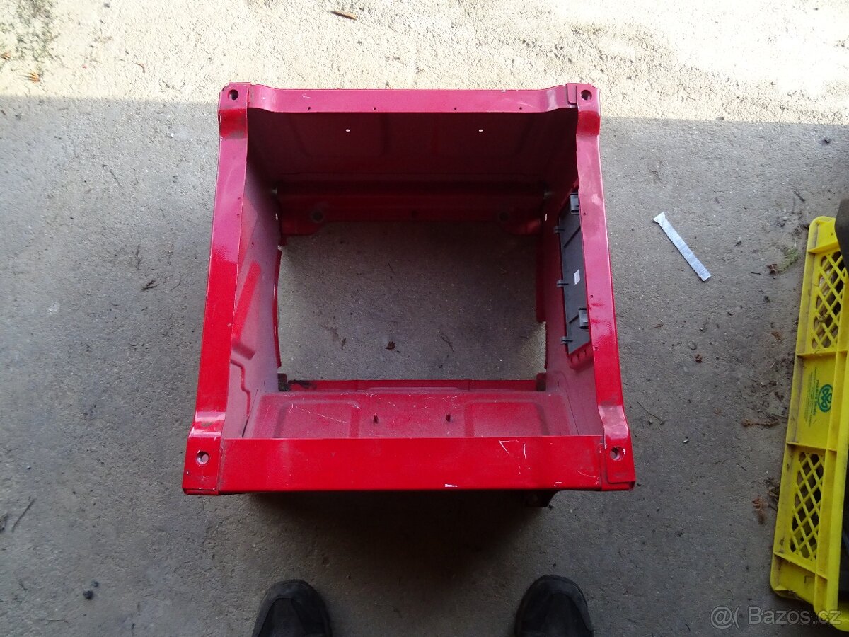 Sedadlo a podstavec pravá strana Sprinter 906-Crafter-06-17 - 3