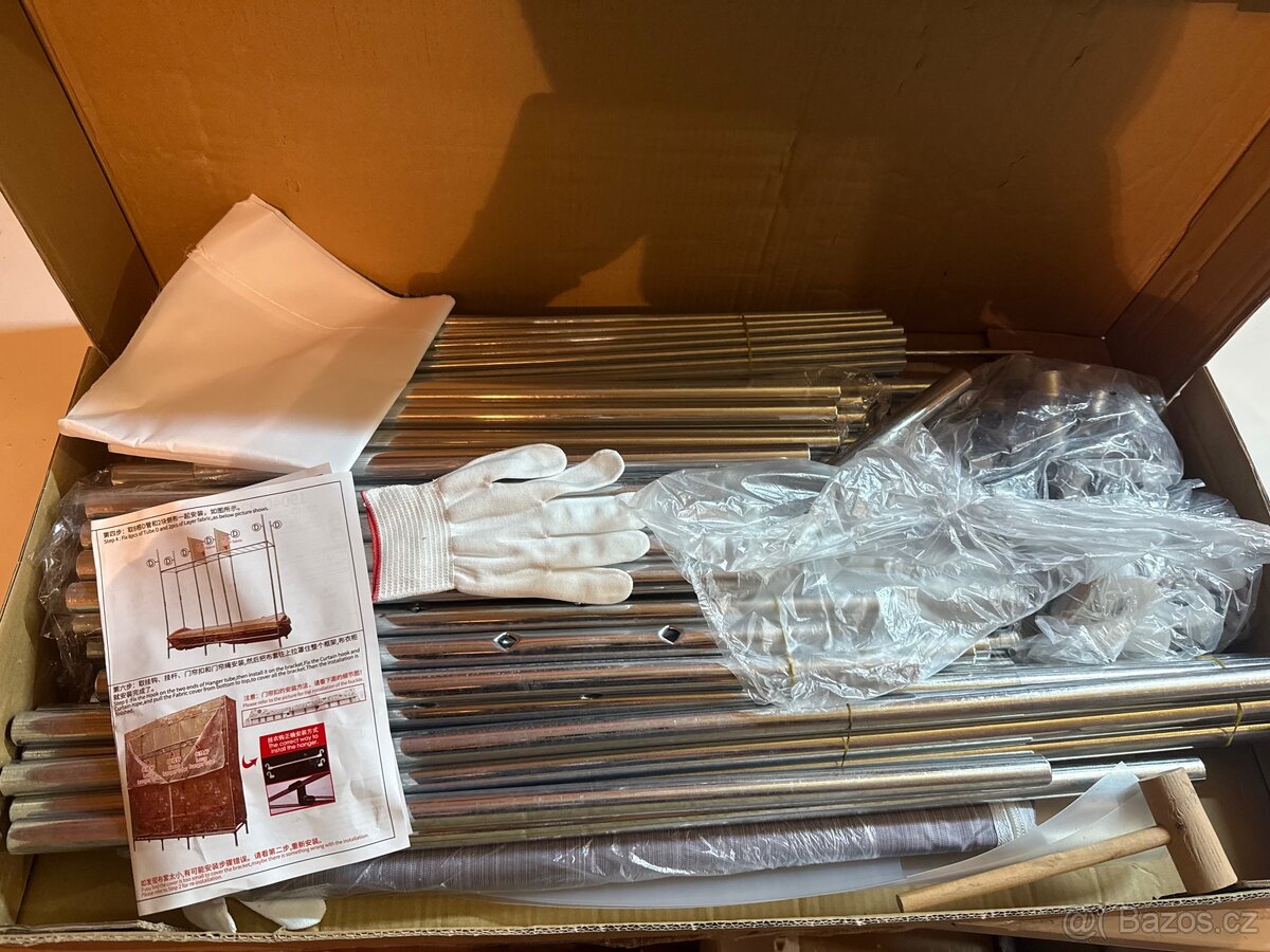 Šatní skříň - RŮZNÉ - 3