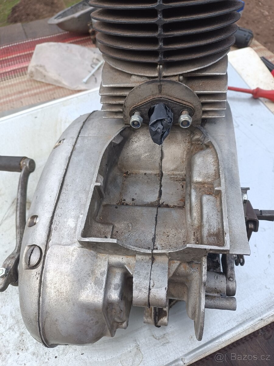 Motor Jawa ČZ 175/356 - 3