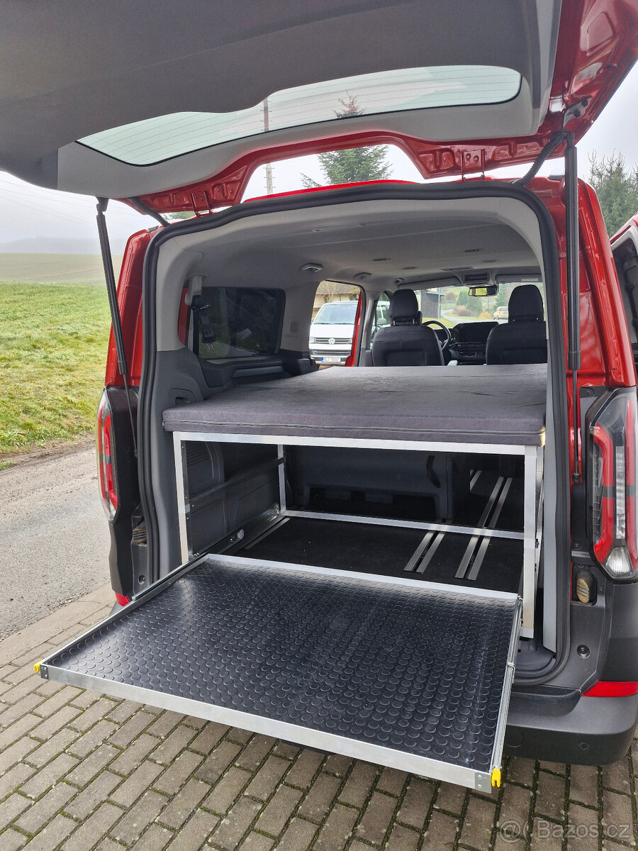 Spací vestavba Ford Tourneo/Transit custom od 2023 - 3