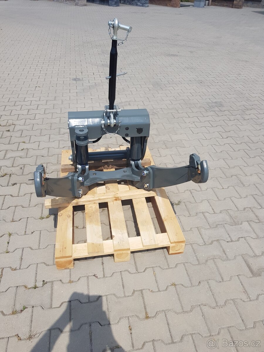 Prodám universální přední tříbodový závěs nosnost 2,8 t - 3