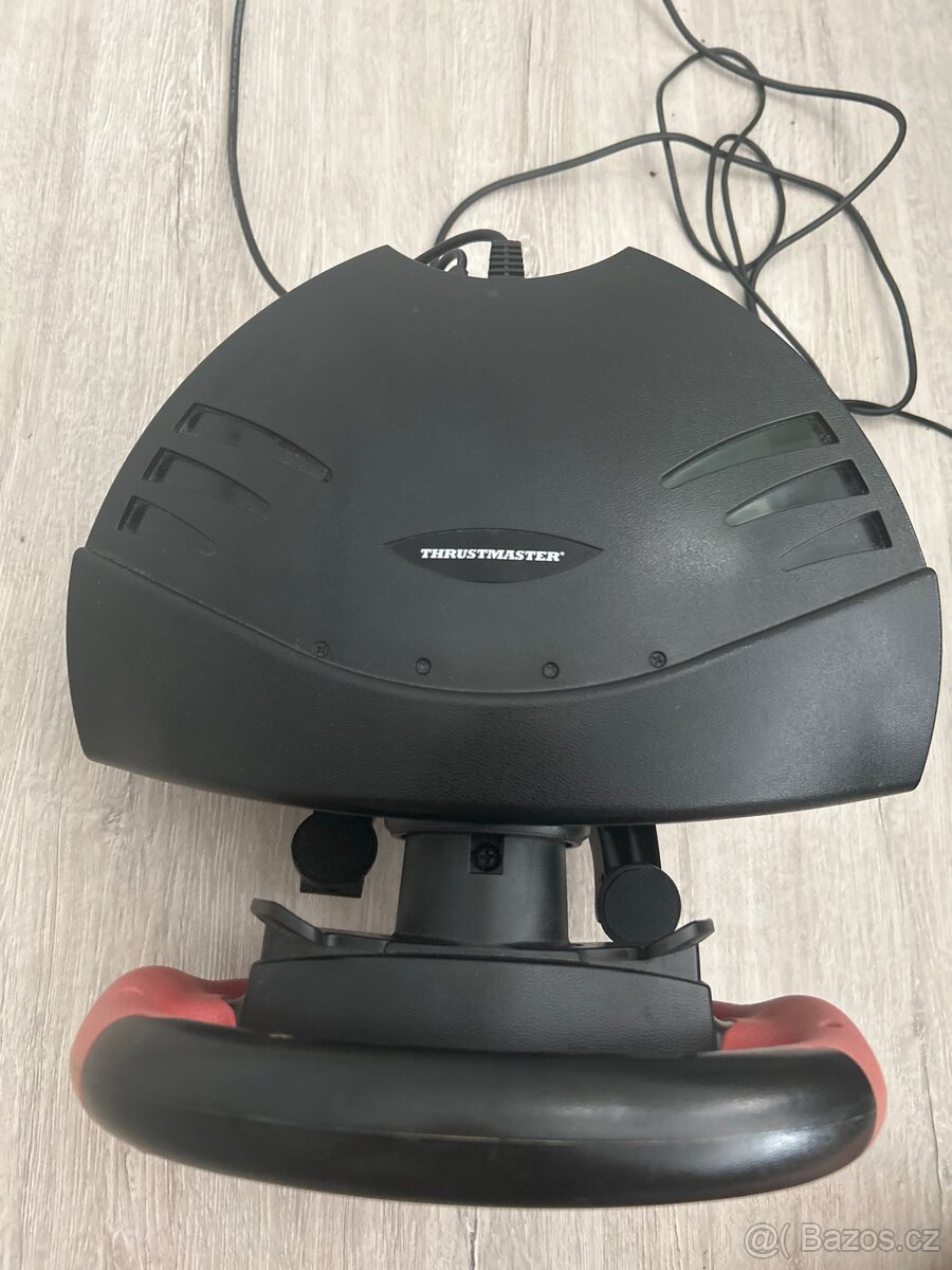 Herní volant s pedály - 3