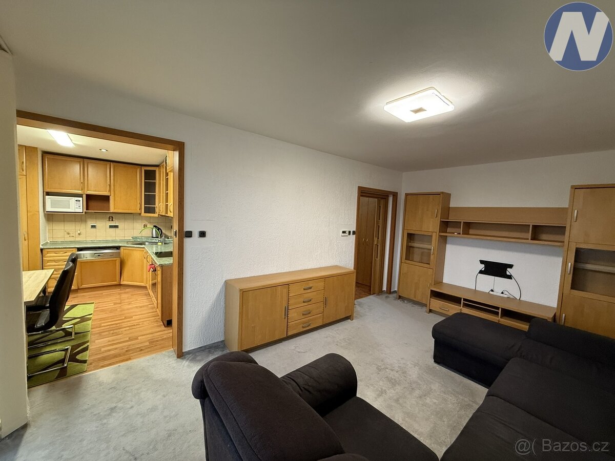 Pronájem bytu 3+1 s balkonem a garáží – Husinec, Kostnická u - 3