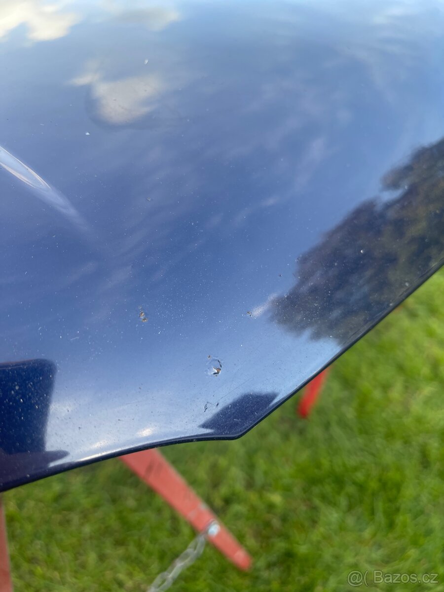 Prodám kapotu na golf iv - 3