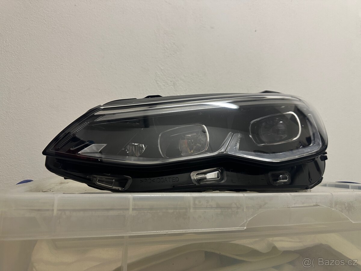 VW Golf 8 full led světlo - 3