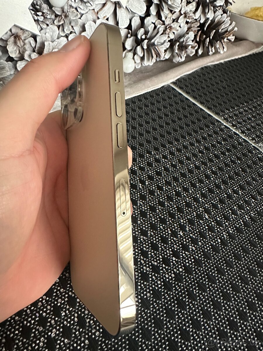 IPhone 14 Pro 256GB Gold - 3