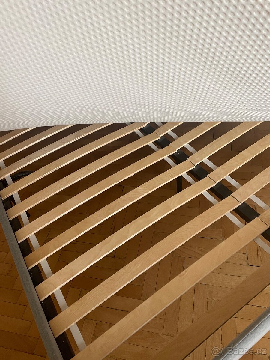 Prodám rám postele + matraci 140×200 cm (IKEA) - 3